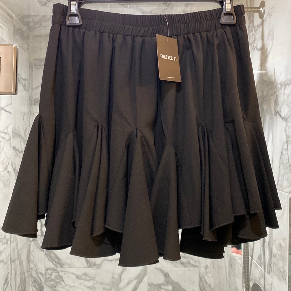 Ruffle skirt